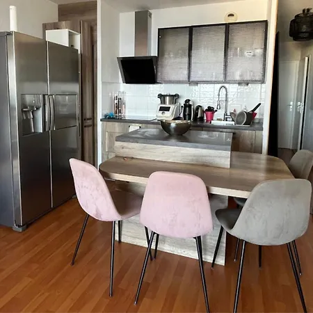 Grand T2 Proche Casone Apartment Ajaccio (Corsica)